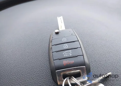 2017 Kia Sorento 2.4L Lx z USA, uszkodzony, nr VIN 5XYPG4A33HG254544